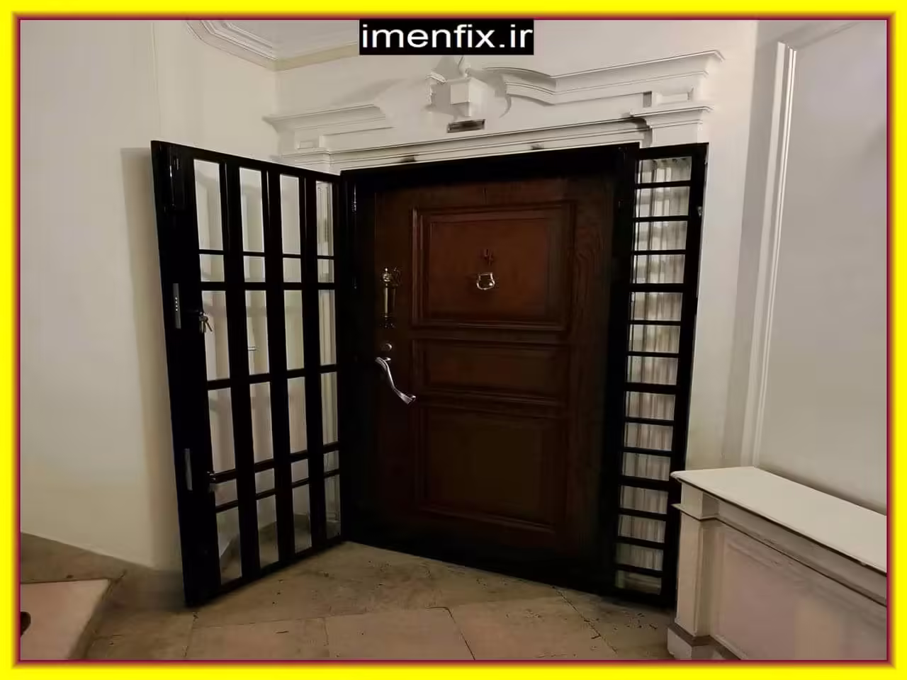 حفاظ تاشو درب آپارتمان از داخل حفاظ تاشو درب آپارتمان از داخل