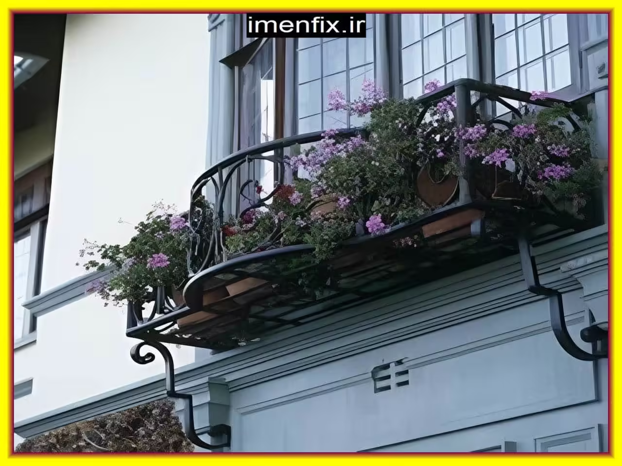 حفاظ پنجره شکم دار با جای گلدان