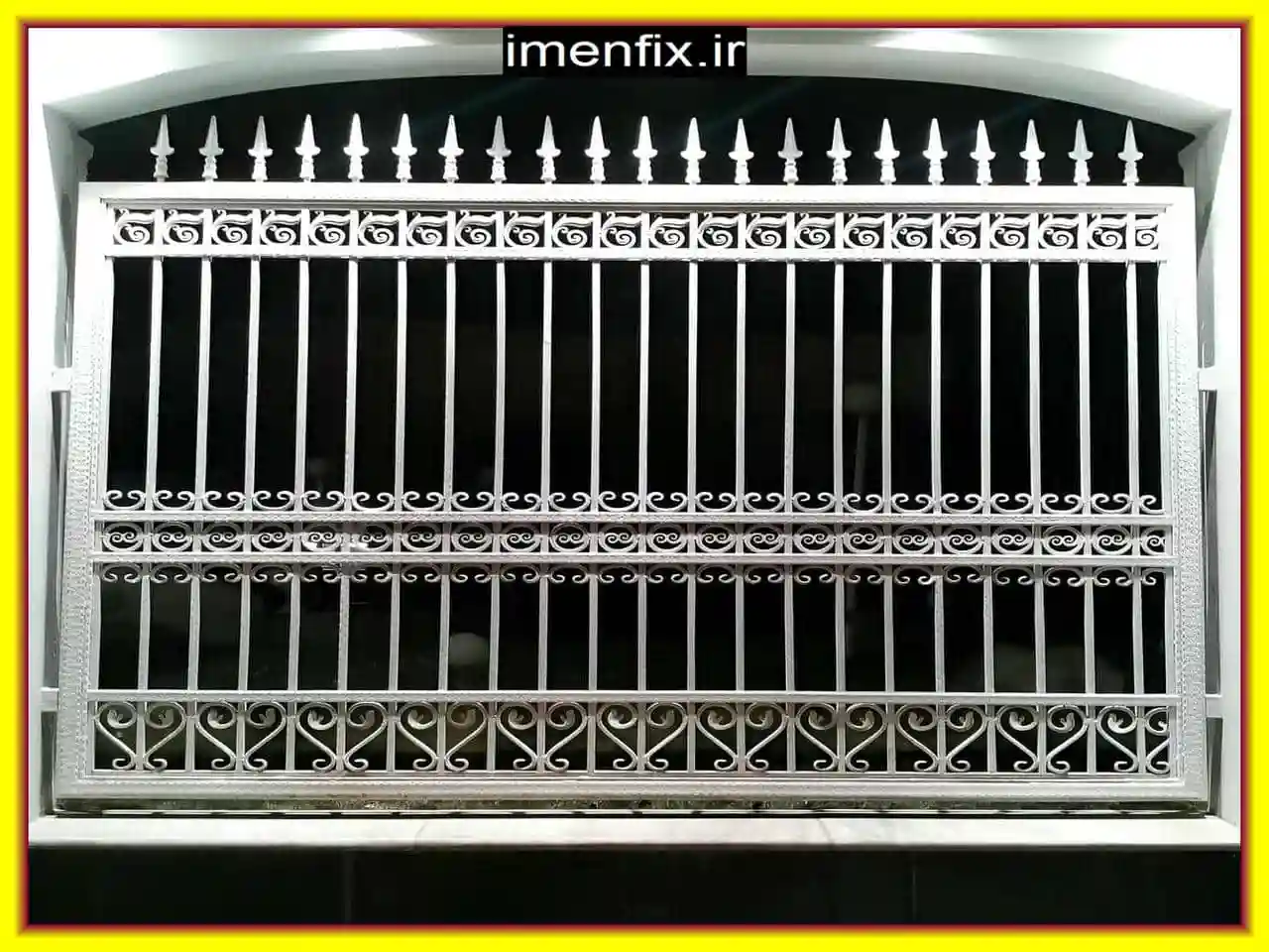 حفاظ پنجره از داخل برای جلوگیری از آسیب به پنجره ها