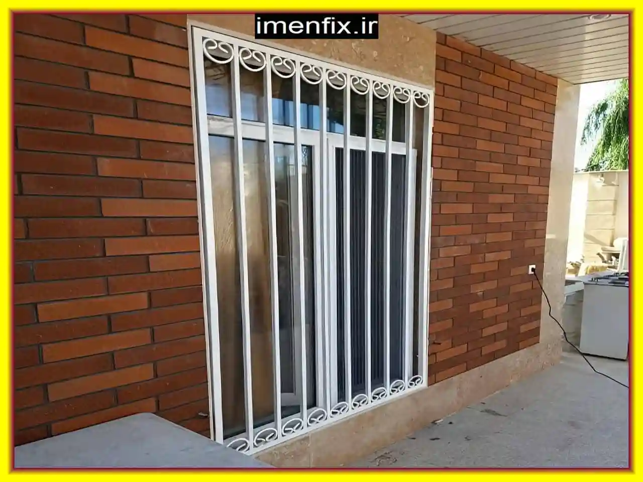 حفاظ پنجره نرده ای آهنی ساده