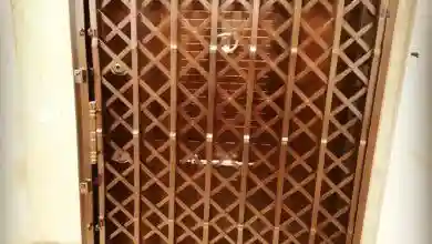 بهترین حفاظ پشت در آپارتمان
