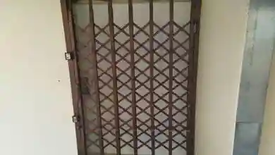 حفاظ رو دری آپارتمان