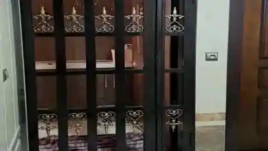 حفاظ درب ورودی خانه