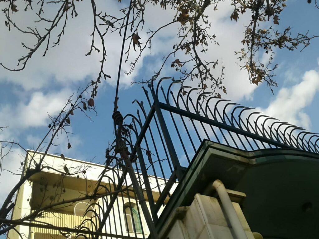 سازنده بهترین نرده حفاظ دیوار