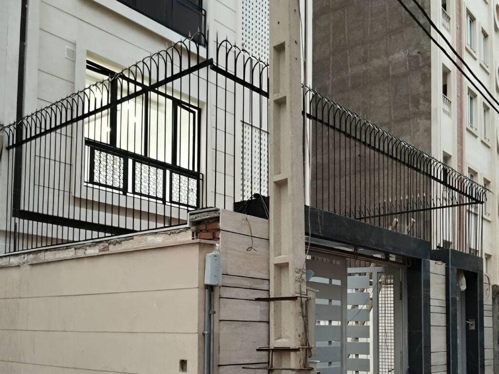 نصب نرده حفاظ دیوار داخل آپارتمان
