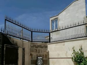 نرده گارد دیوار حیاط