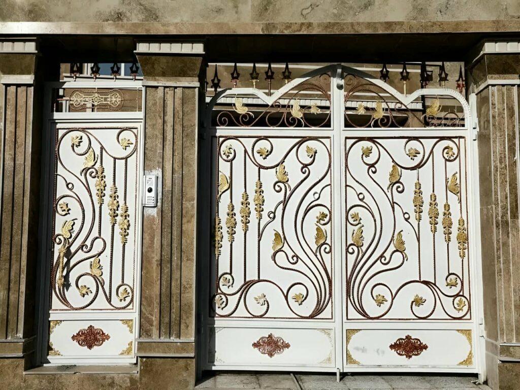 مقایسه درب های فرفورژه و فلزی ساده