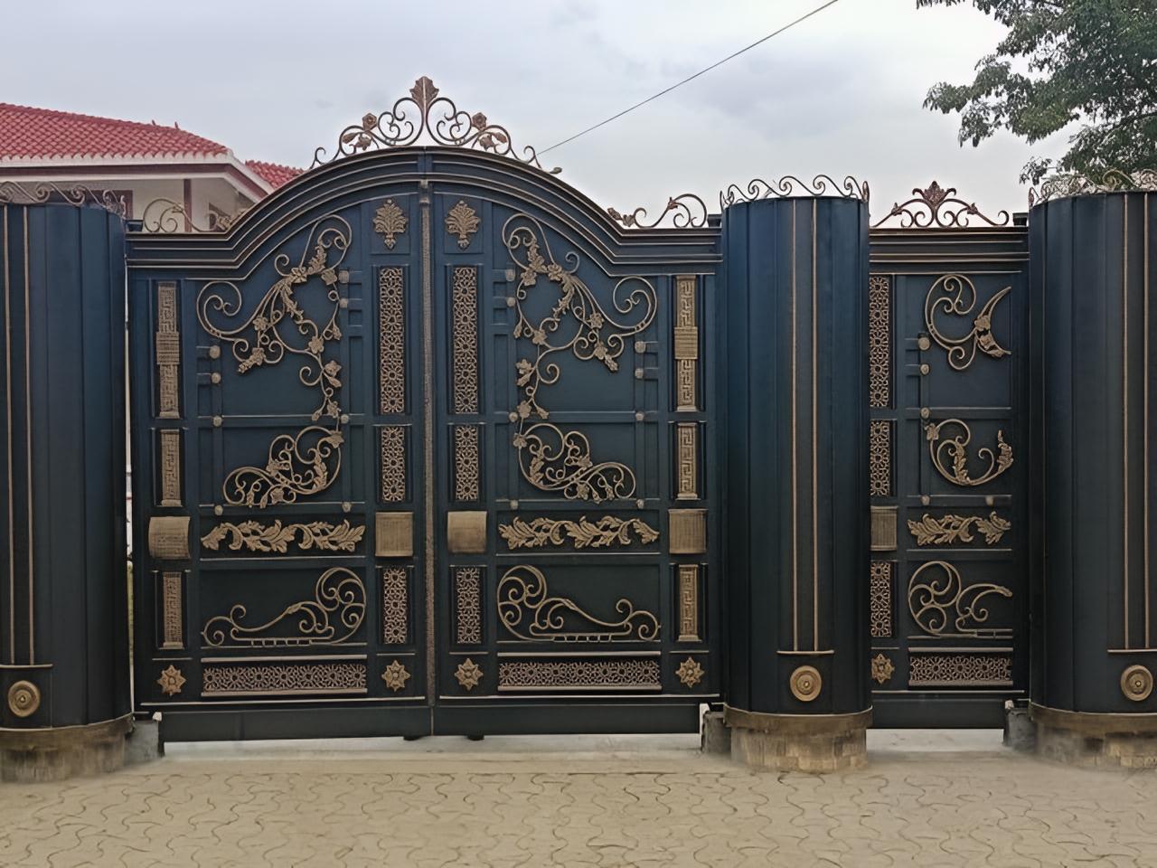 درب فرفورژه باغ