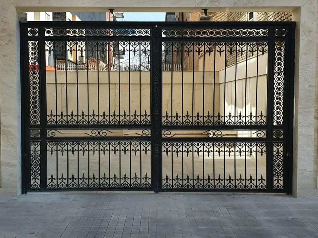 ساخت درب فلزی پارکینگ ساخت درب فلزی پارکینگ