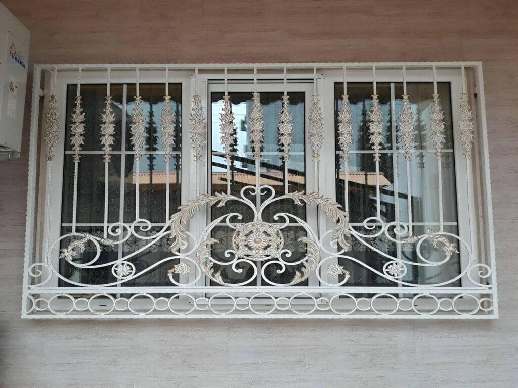 حفاظ پنجره فرفورژه حفاظ پنجره فرفورژه