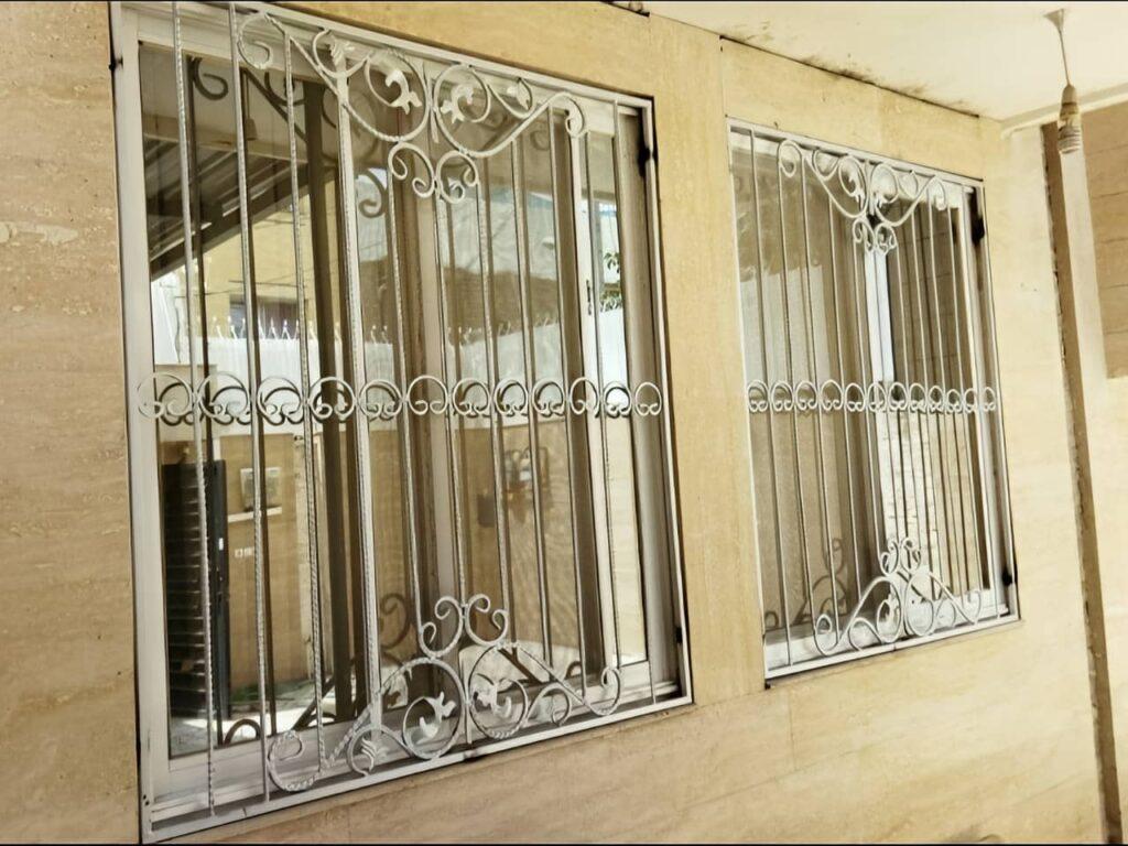 اندازه گیری پنجره برای نصب حفاظ اندازه گیری پنجره برای نصب حفاظ