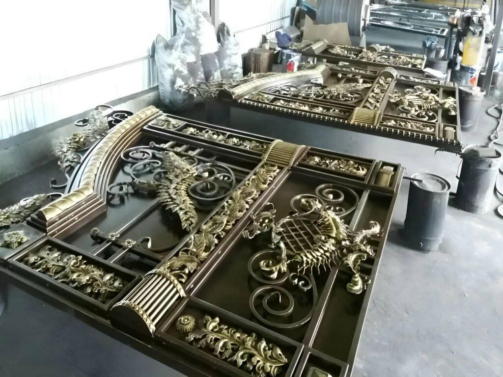 کارگاه فرفورژه درب سازی کارگاه فرفورژه درب سازی