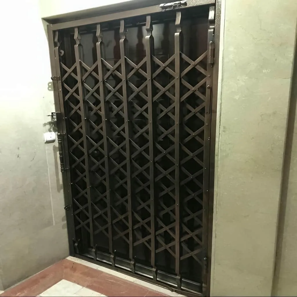 حفاظ آکاردئونی تمام گل دوبل چهار جداره