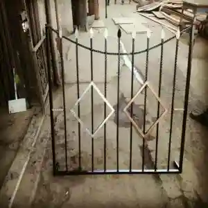 ساخت مدل های متنوع حفاظ پنجره &ndash; از فرفورژه تا حفاظ پنجره ضد سرقت