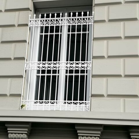 حفاظ پنجره مدل سلطنتی نیل