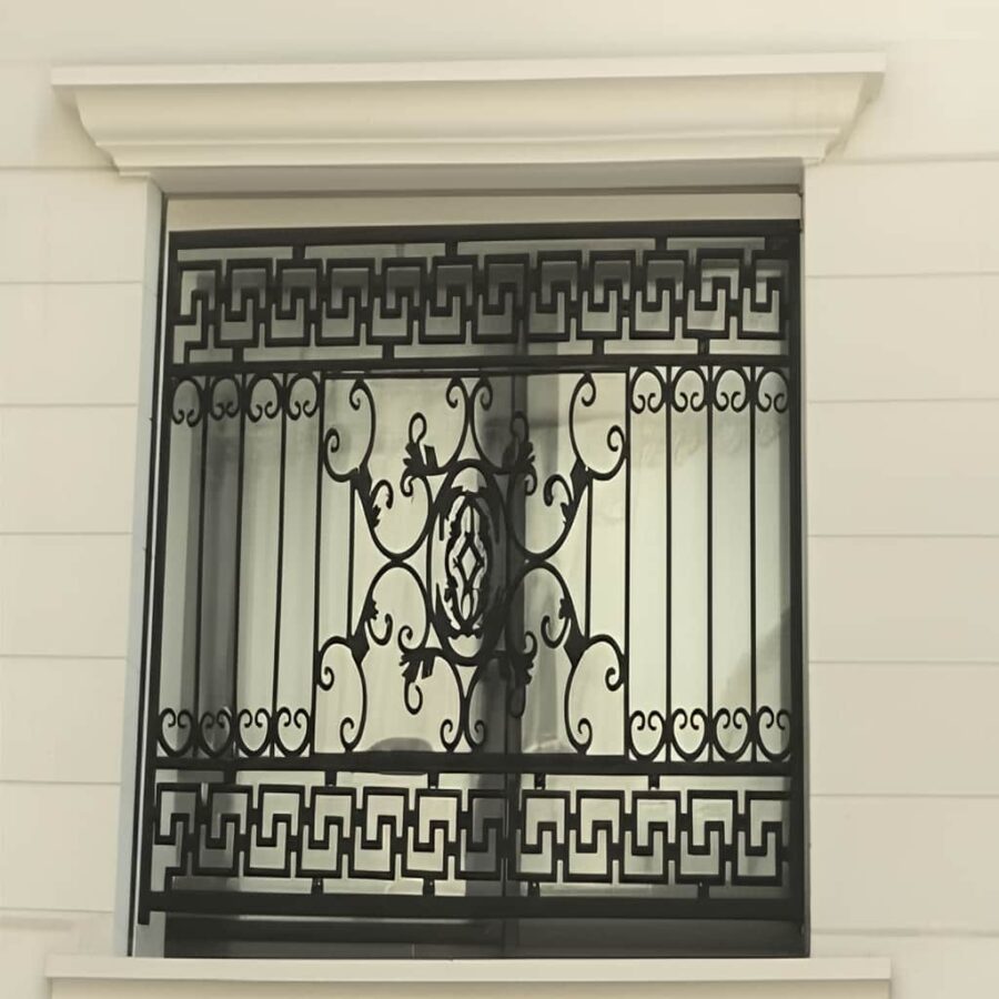 حفاظ پنجره مدل ورساچه