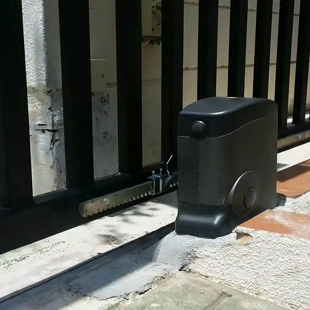 جک درب پارکینگ ریلی