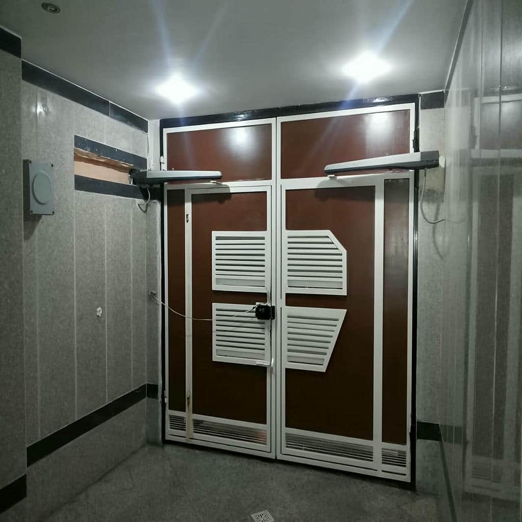 جک درب پارکینگ در تبریز