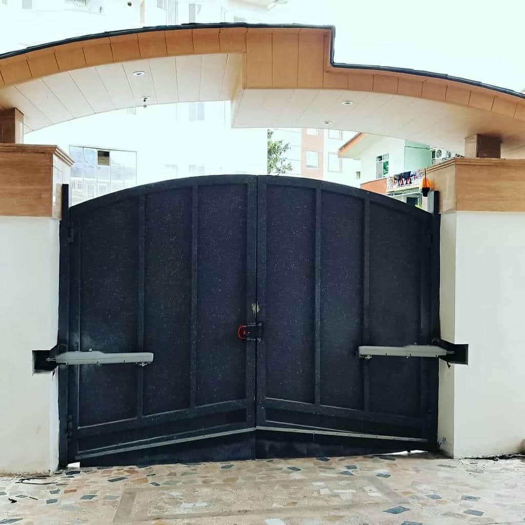 نصب جک درب پارکینگ کنترل دیجیتال در پردیس