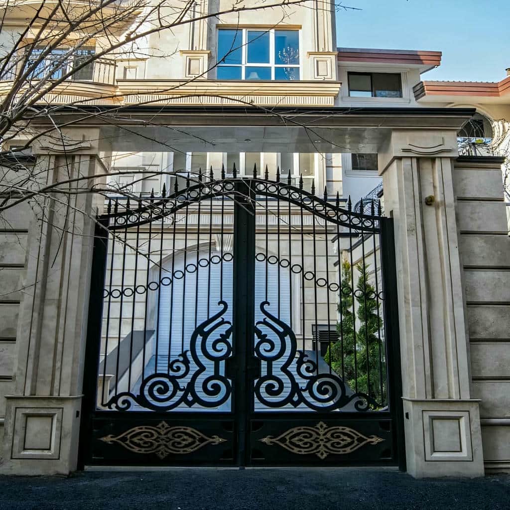 قیمت درب حیاط ویلایی یراق مقاوم در هشتگرد