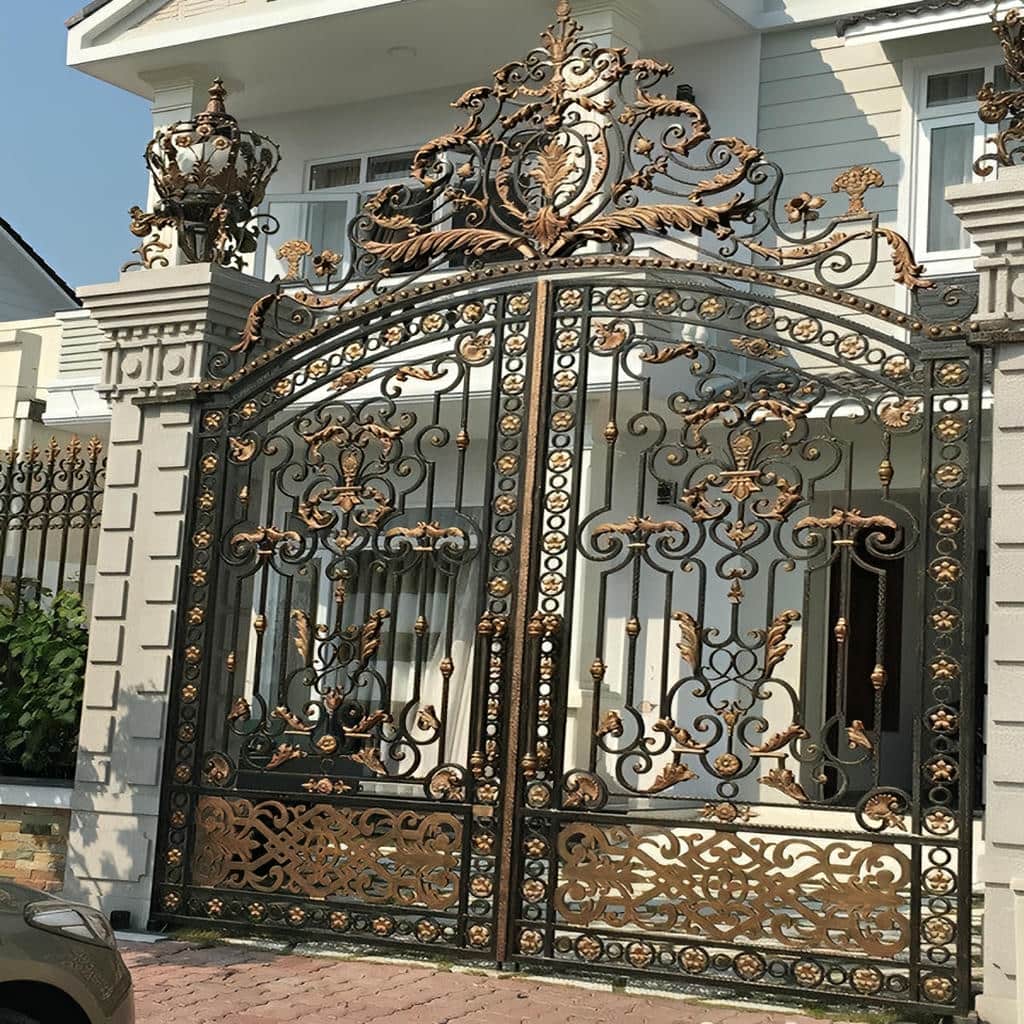 درب حیاط ویلایی در شهرکرد