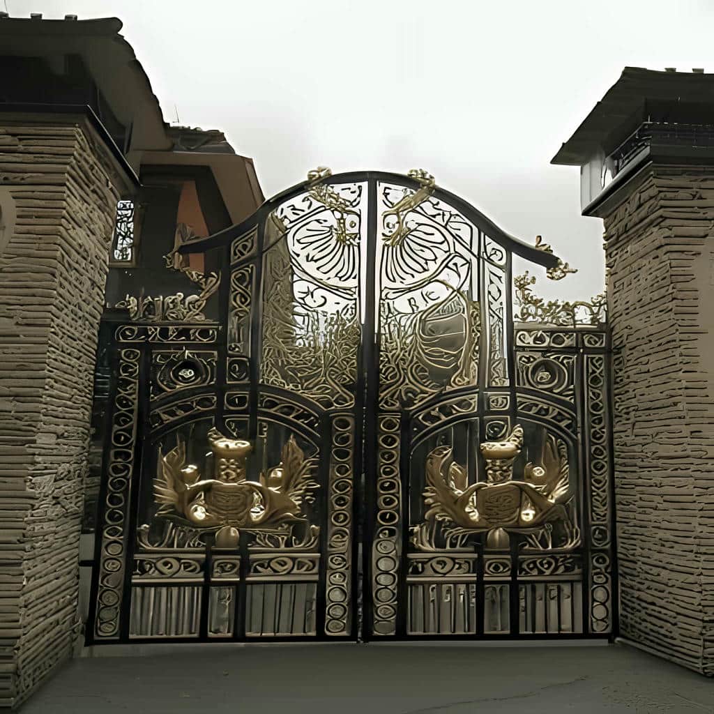 خرید درب حیاط ویلایی فرفورژه کلاسیک در کردان