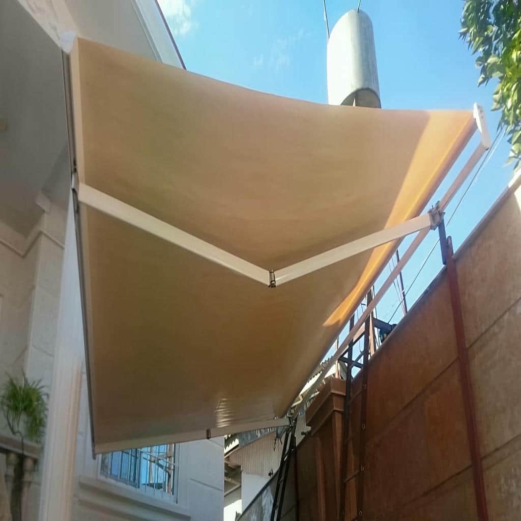 خرید سایبان برقی پارچه ضد UV در بیرجند