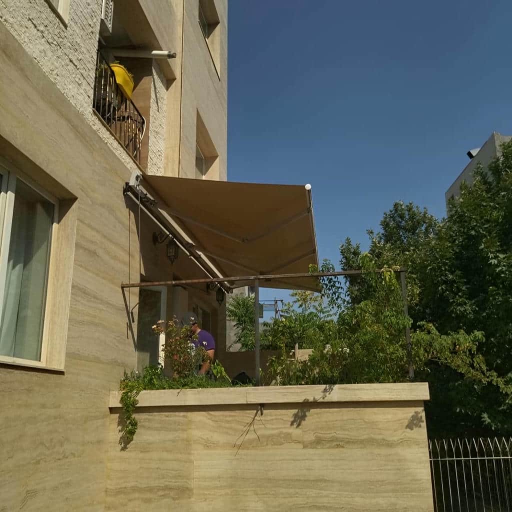 خرید سایبان برقی بالکن در آبادان