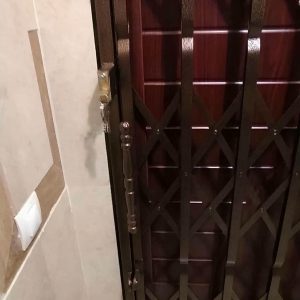 درب آکاردئونی فلزی در بیرجند