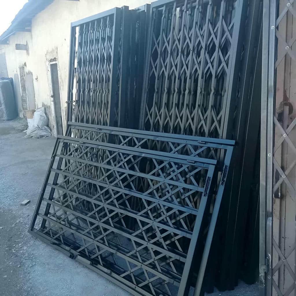 قیمت درب آکاردئونی فلزی سه گل در گنبدکاووس