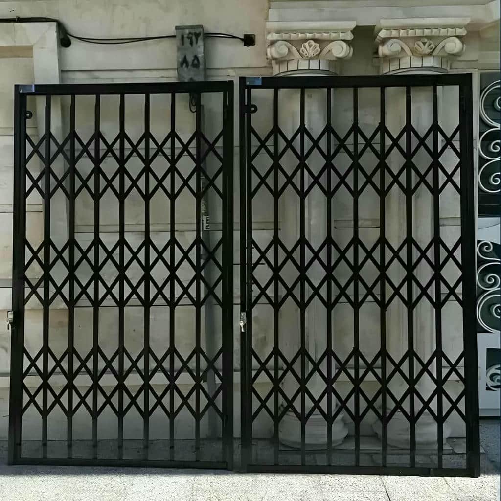 accordion-door-protection-apartment-aif کارخانه درب آکاردئونی فلزی پروفیل سنگین در کمال شهر