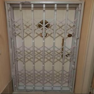 درب آکاردئونی فلزی در لواسان
