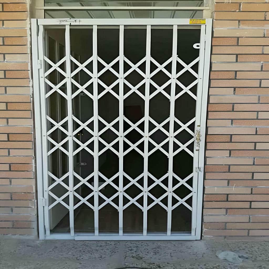 درب آکاردئونی فلزی در کیش