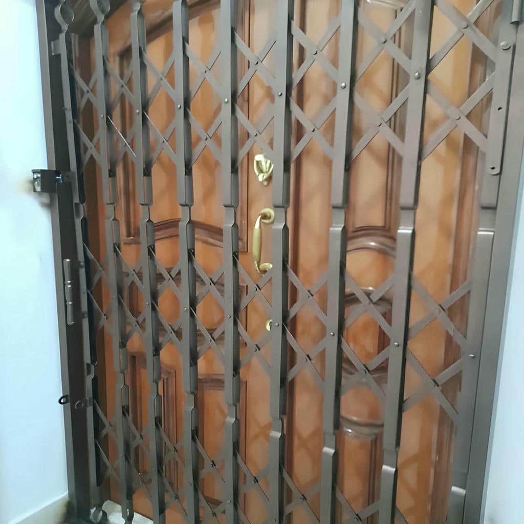 فروش درب آکاردئونی فلزی تمام گل در دماوند