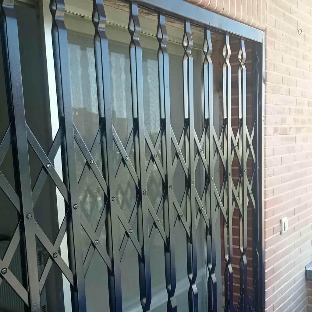 خرید درب آکاردئونی فلزی قفل مخفی در کمال شهر