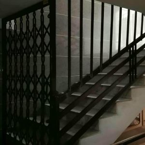 درب آکاردئونی فلزی در همدان