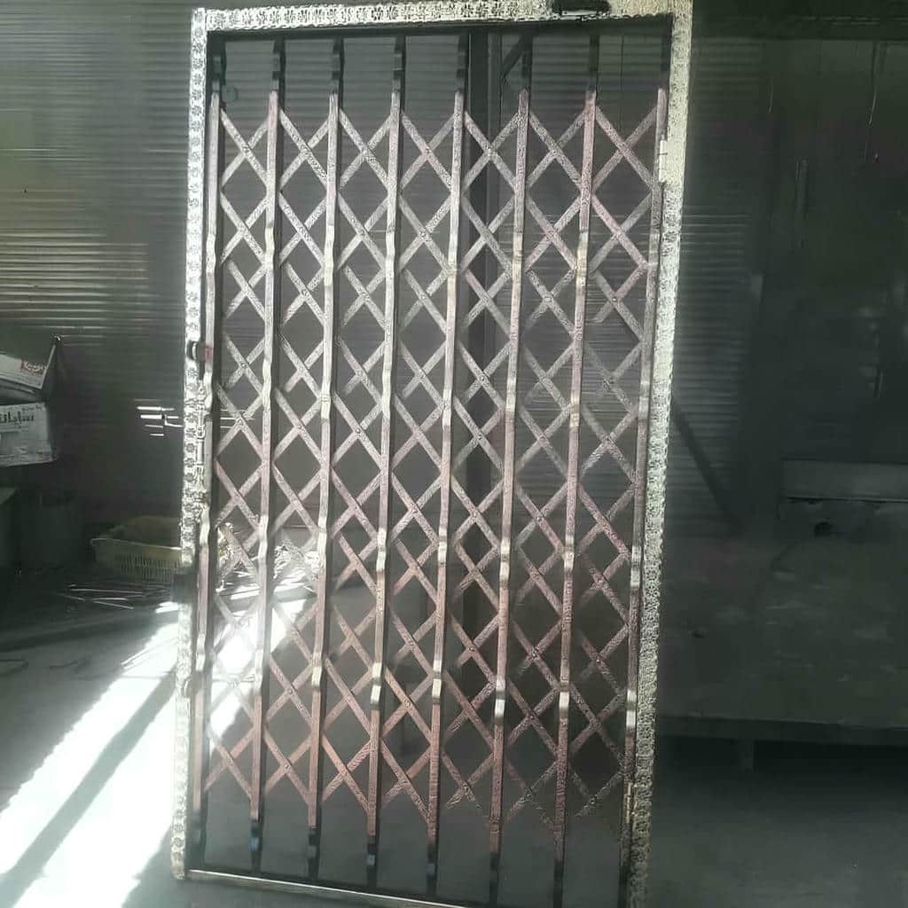 نصب درب آکاردئونی فلزی چهارگل در رفسنجان