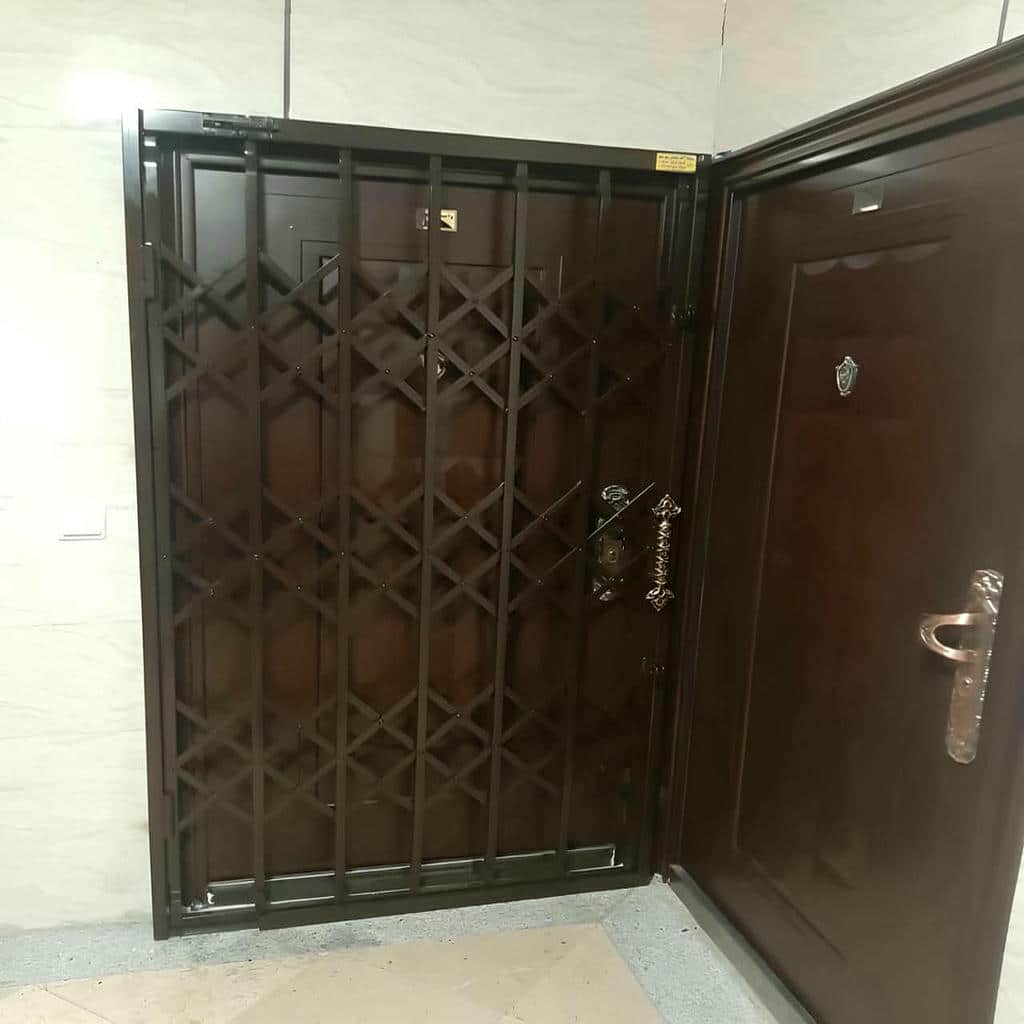 درب آکاردئونی فلزی در استان گیلان