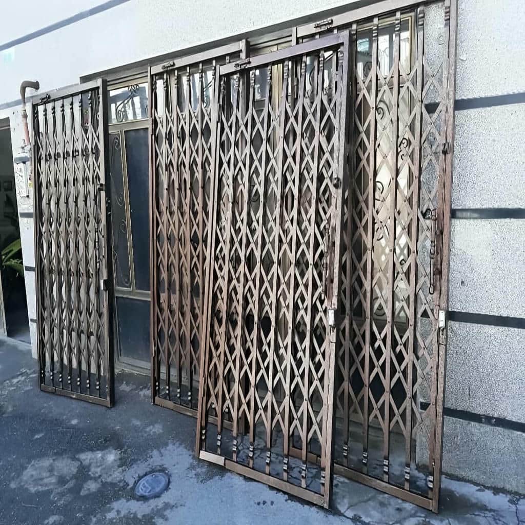 قیمت درب آکاردئونی فلزی سه گل در لواسان