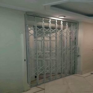 درب آکاردئونی فلزی در ارومیه