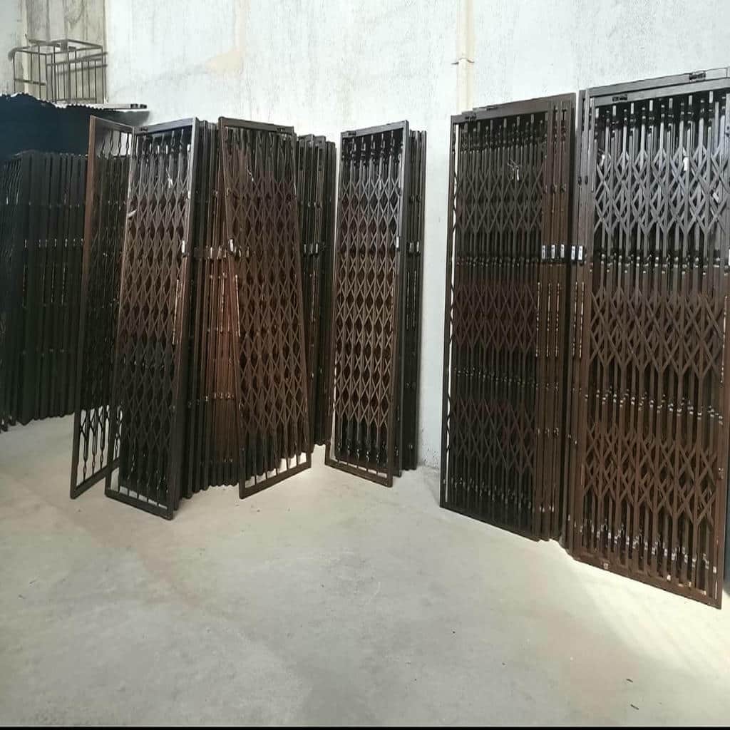 فروش درب آکاردئونی فلزی تمام گل در بندرعباس