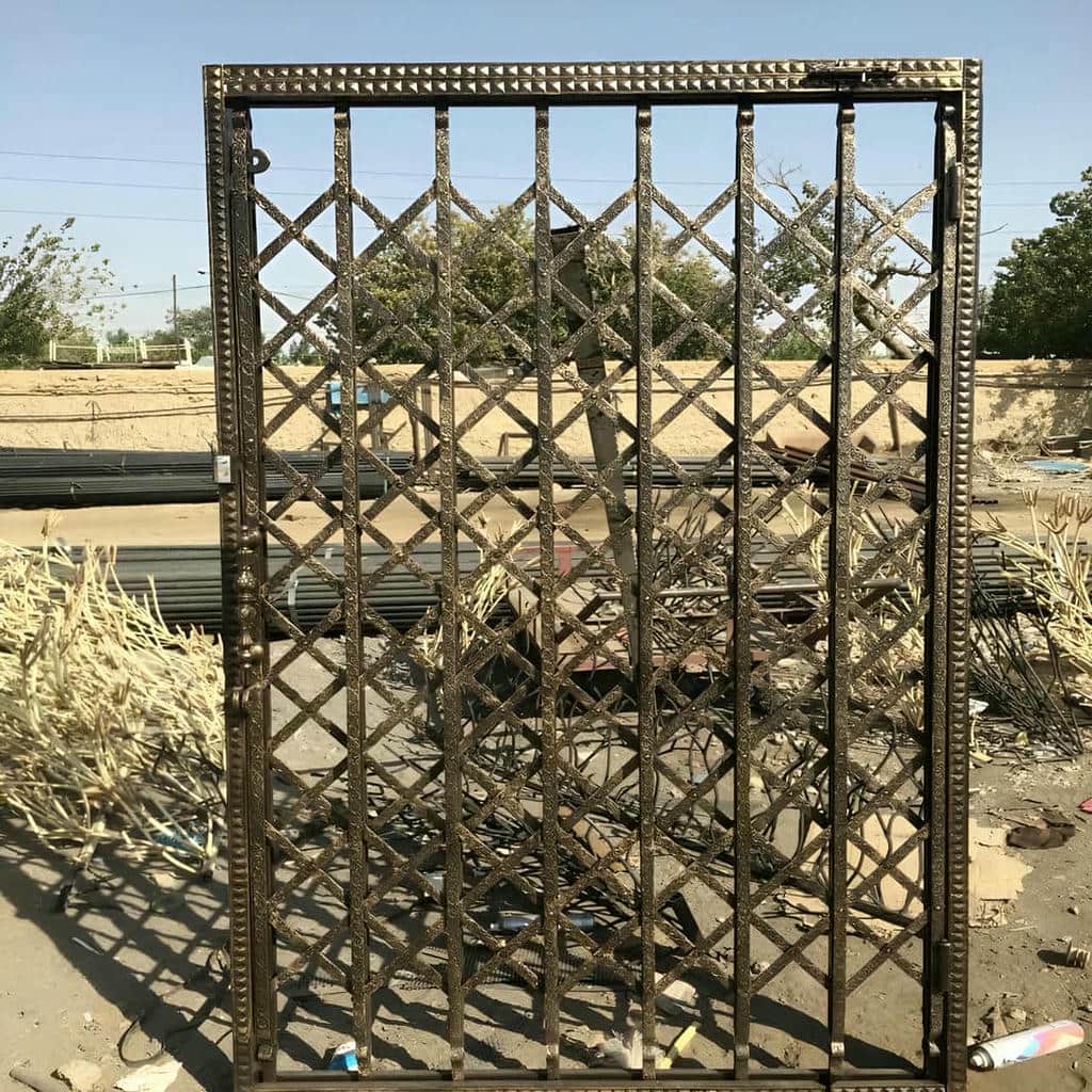 فروش درب آکاردئونی فلزی تمام گل در قشم