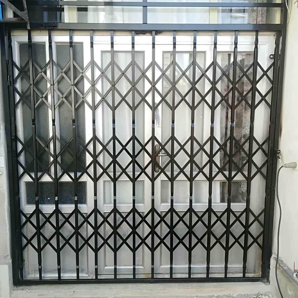 accordion-door-protection-apartment-jh کارخانه درب آکاردئونی فلزی پروفیل سنگین در زاهدان