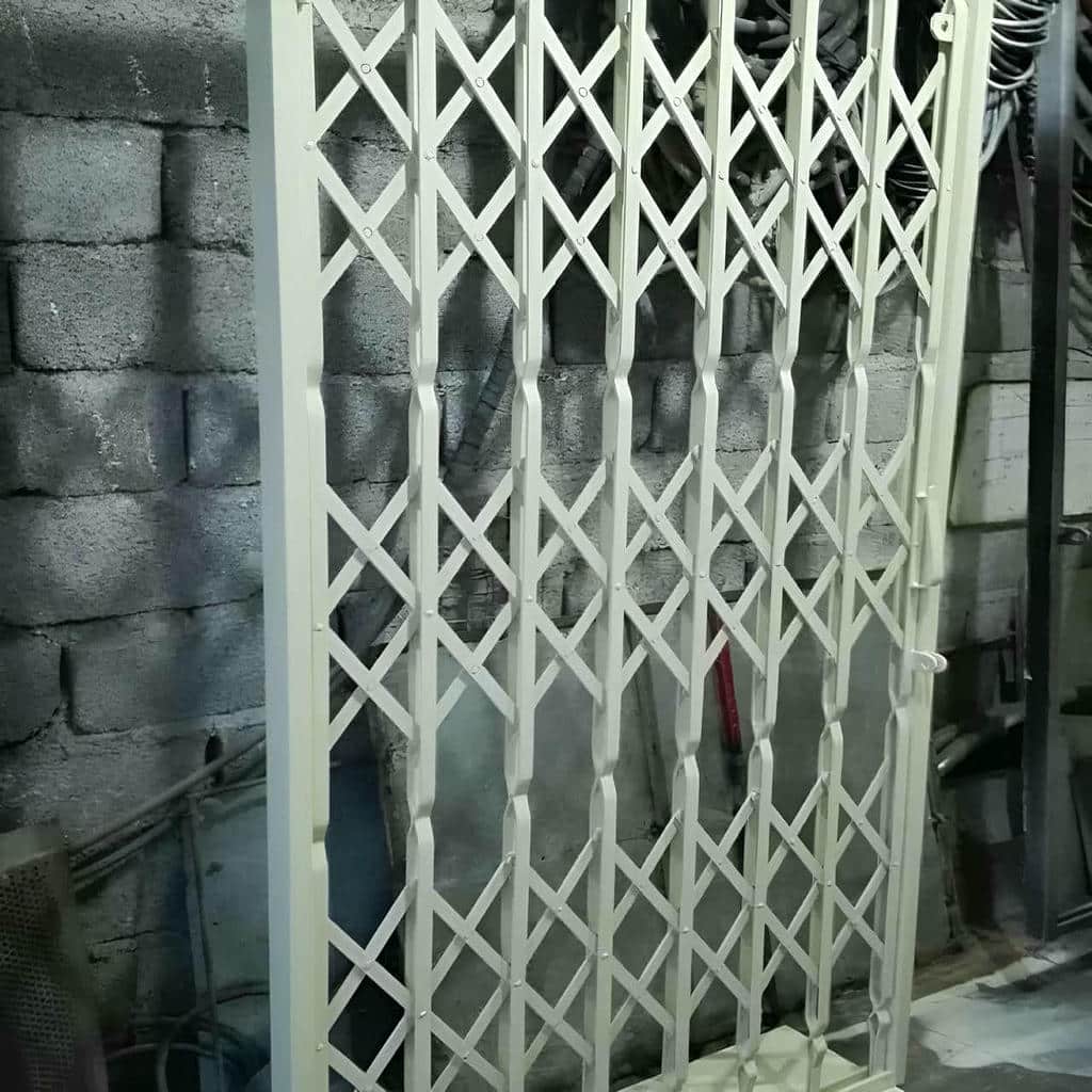درب آکاردئونی فلزی در قائمشهر