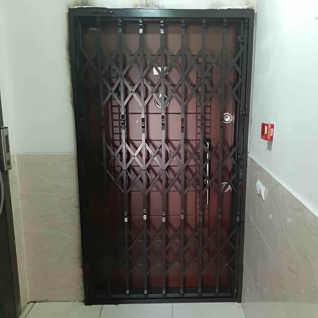 قیمت درب آکاردئونی فلزی ساخت سفارشی در اصفهان