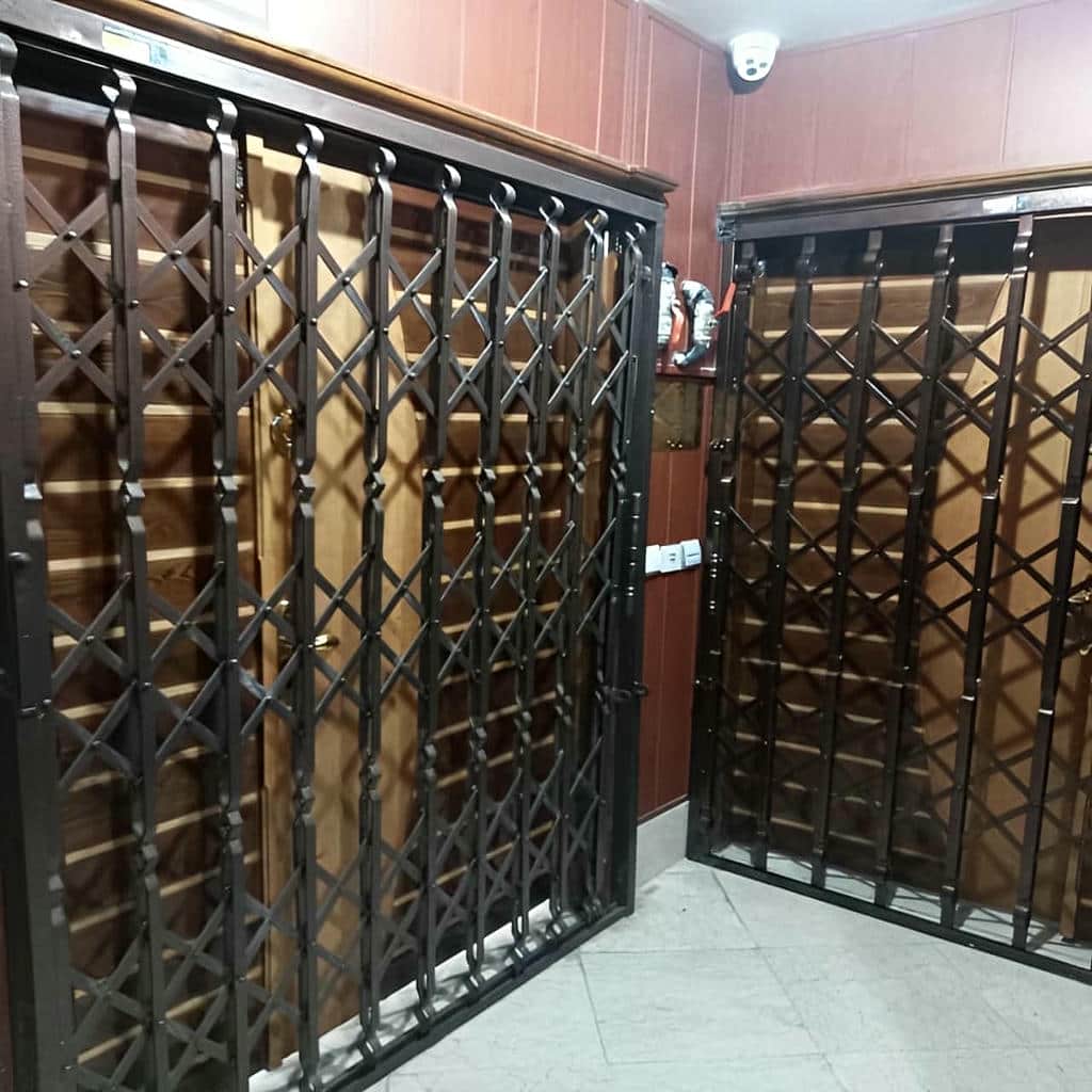 نصب درب آکاردئونی فلزی چهارگل در ایلام
