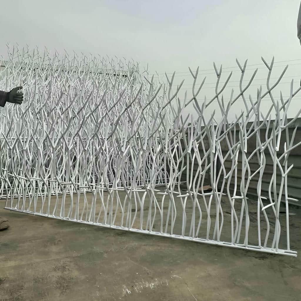 نصب حفاظ شاخ گوزنی اجرای دقیق در بندر انزلی