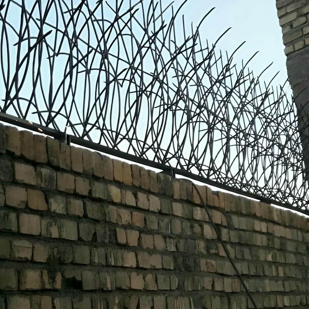 نصب حفاظ شاخ گوزنی رنگ کوره ای در سمنان