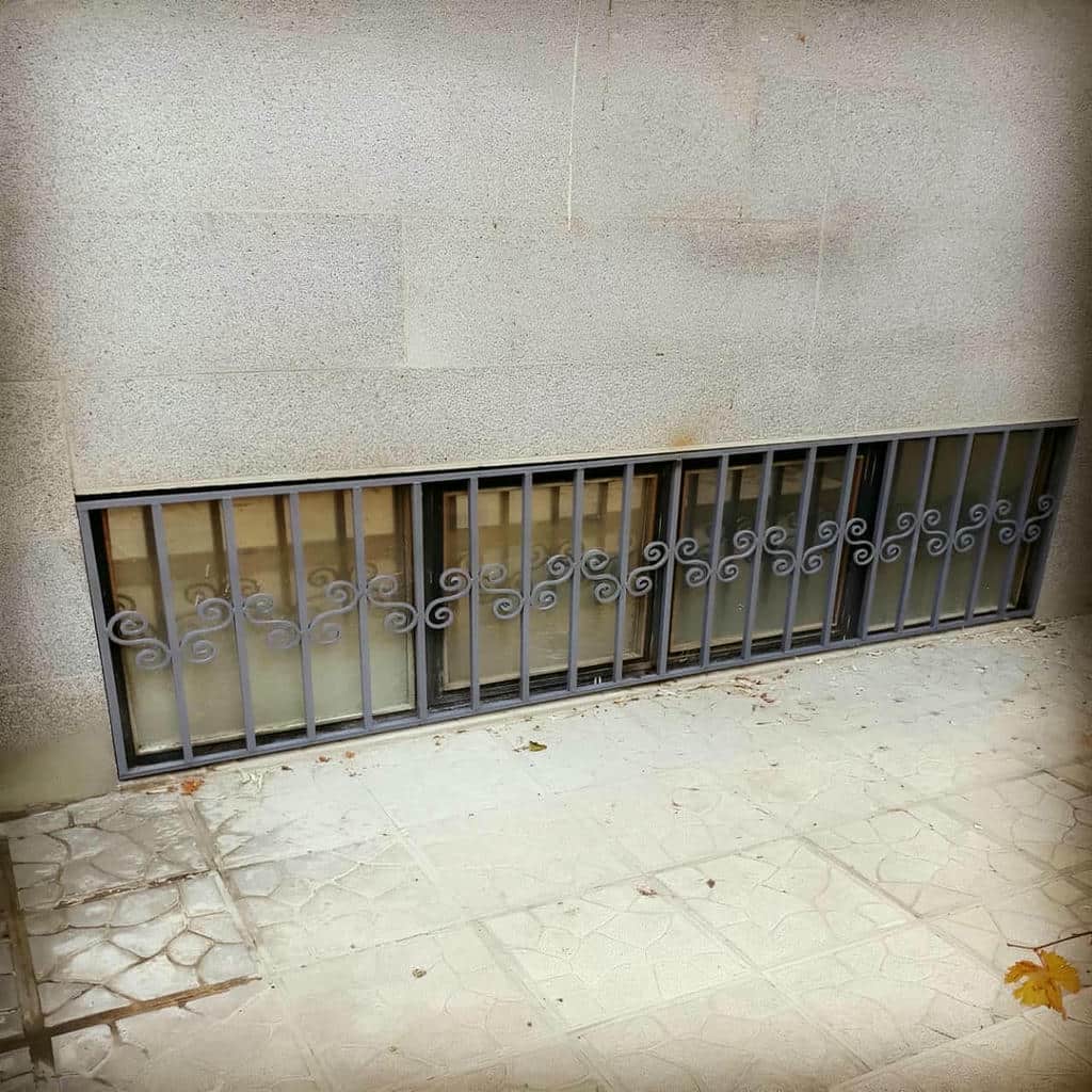 نصب حفاظ پنجره بازشو استاندارد در اراک