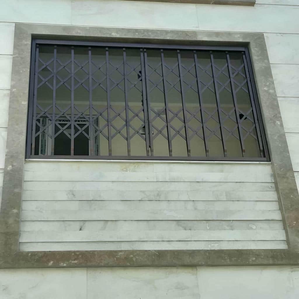 خرید حفاظ پنجره فرفورژه کلاسیک در زاهدان